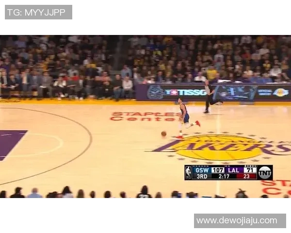 西安篮球队快攻战术解析与实战应用探讨